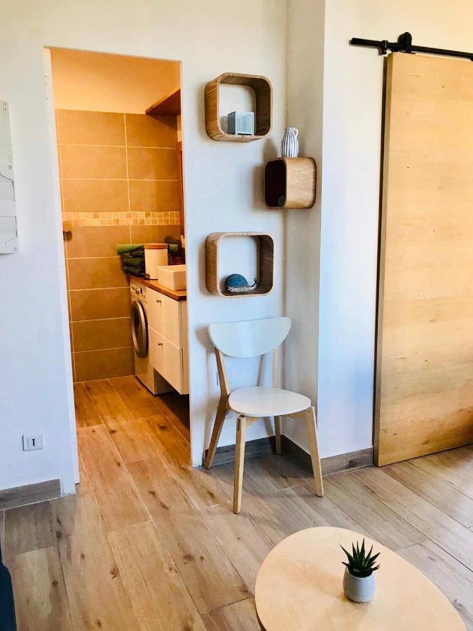 Un Petit Nid Les Pieds Dans L'Eau Apartment Argeles-sur-Mer Bagian luar foto